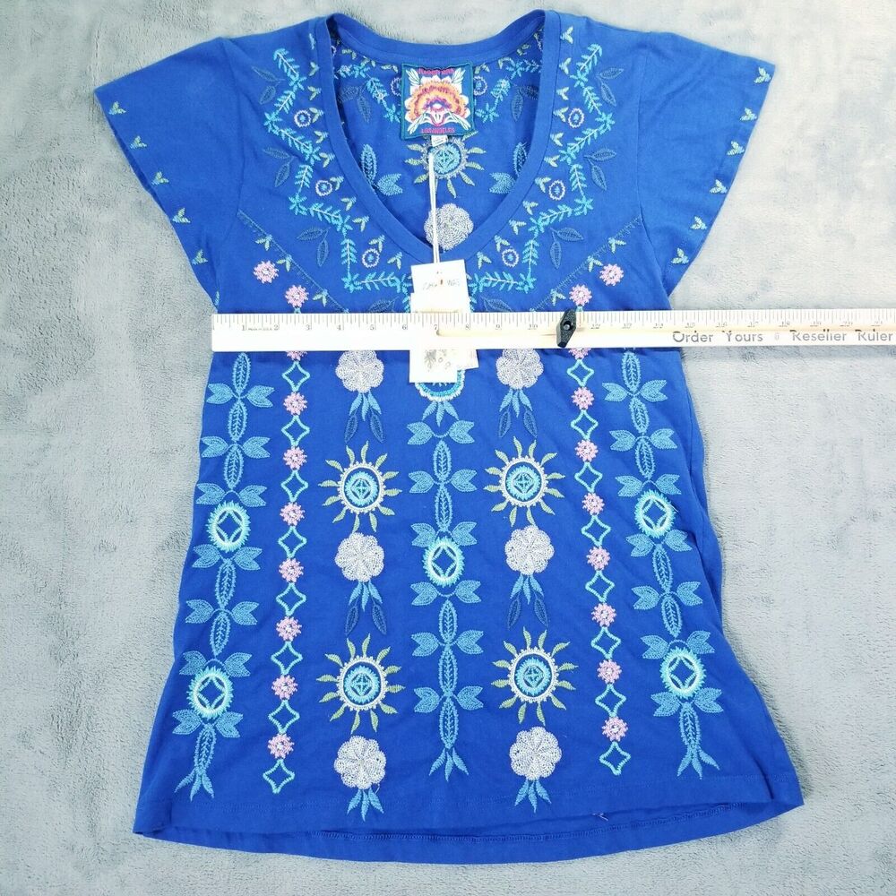 Johnny Was Oriel Flutter Sleeve Tee Shirt Size XS Blue Embroidered Boho Chic NEW - Picture 9 of 11